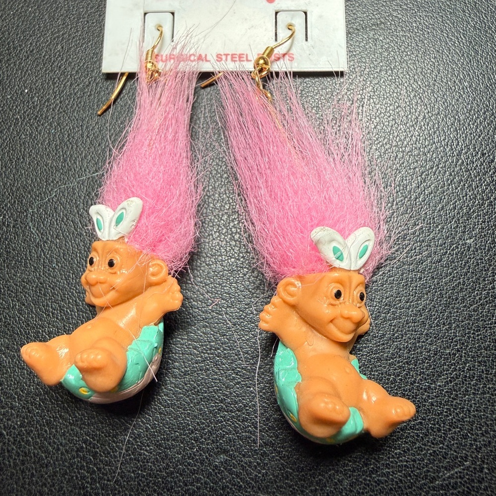 Vintage Wacky Wabbit Pink Hair Troll Earrings by Russ New Easter Novelty